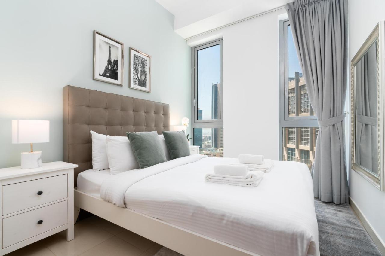 Ultimate Stay / 4 Beds / Burj Khalifa View Dubái Exterior foto