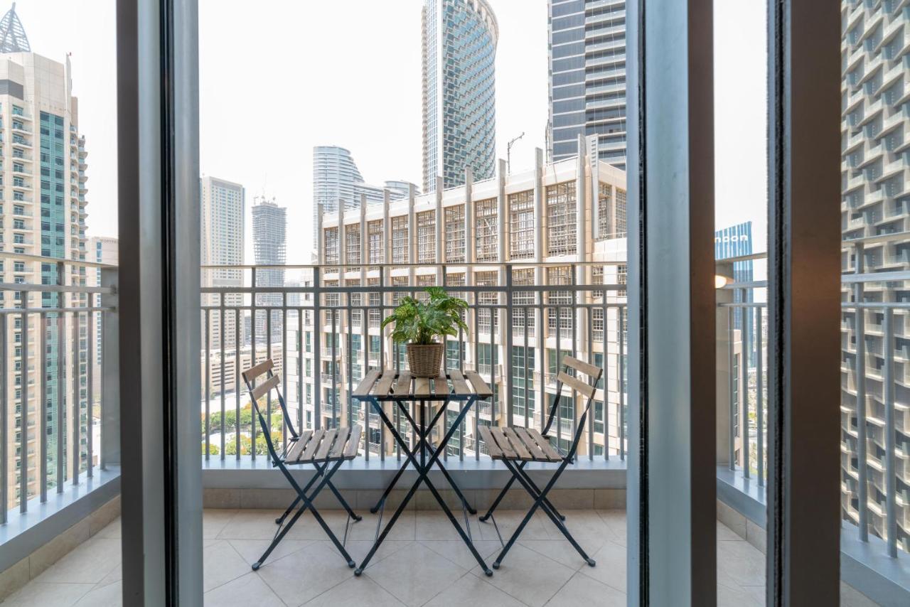 Ultimate Stay / 4 Beds / Burj Khalifa View Dubái Exterior foto
