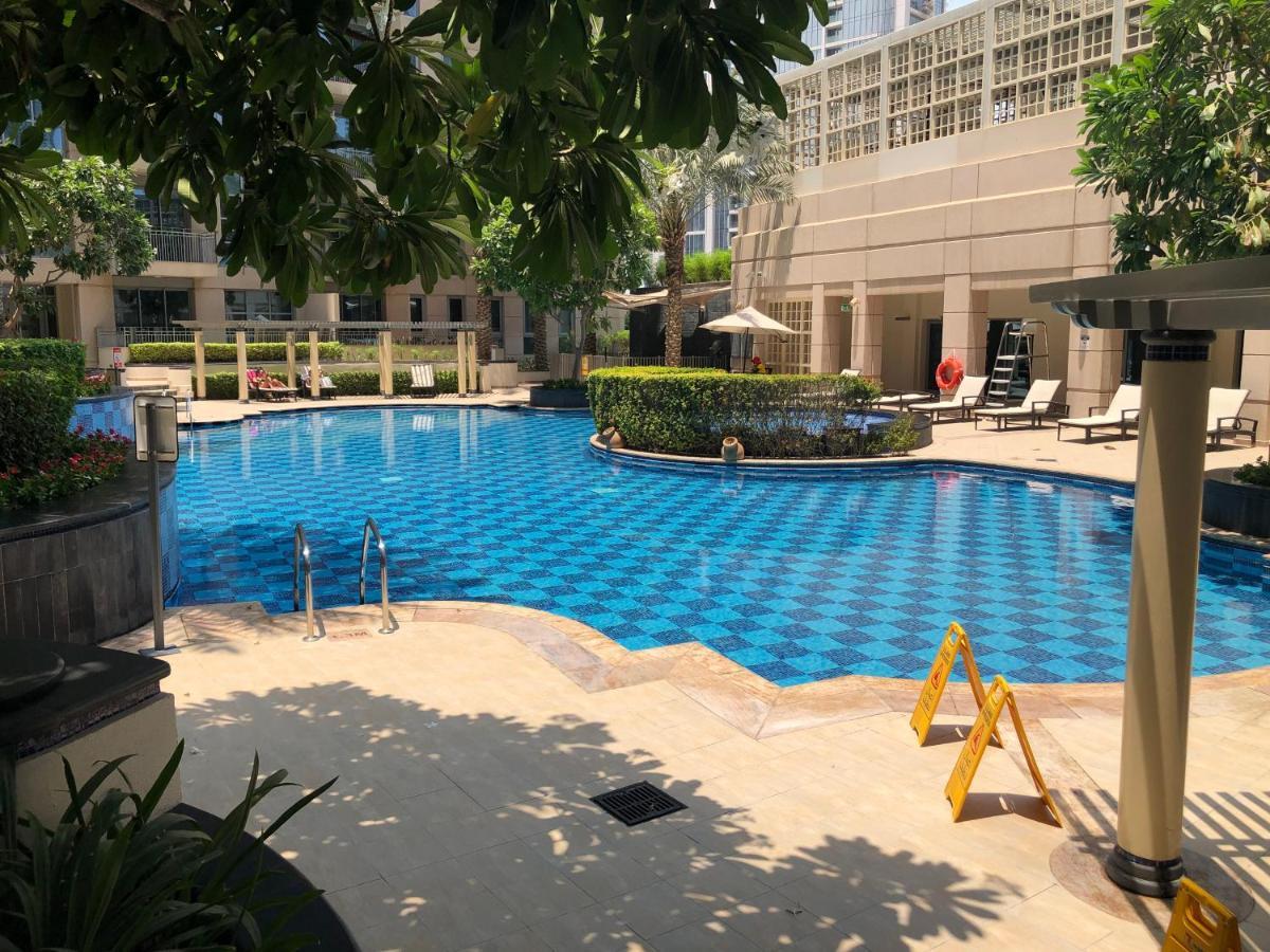 Ultimate Stay / 4 Beds / Burj Khalifa View Dubái Exterior foto